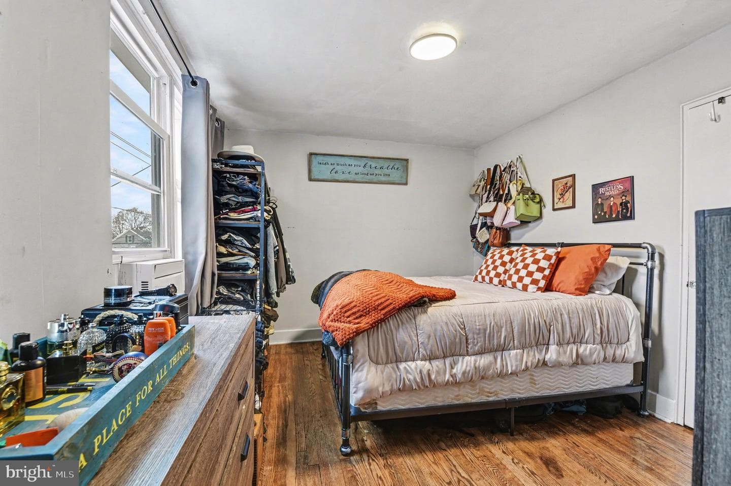 824 N West Street photo 9