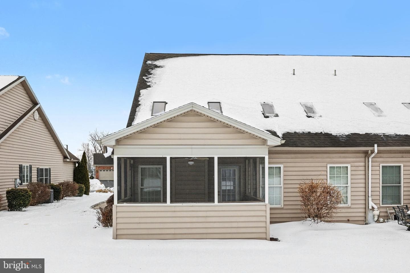 5445 Rivendale Boulevard photo 31