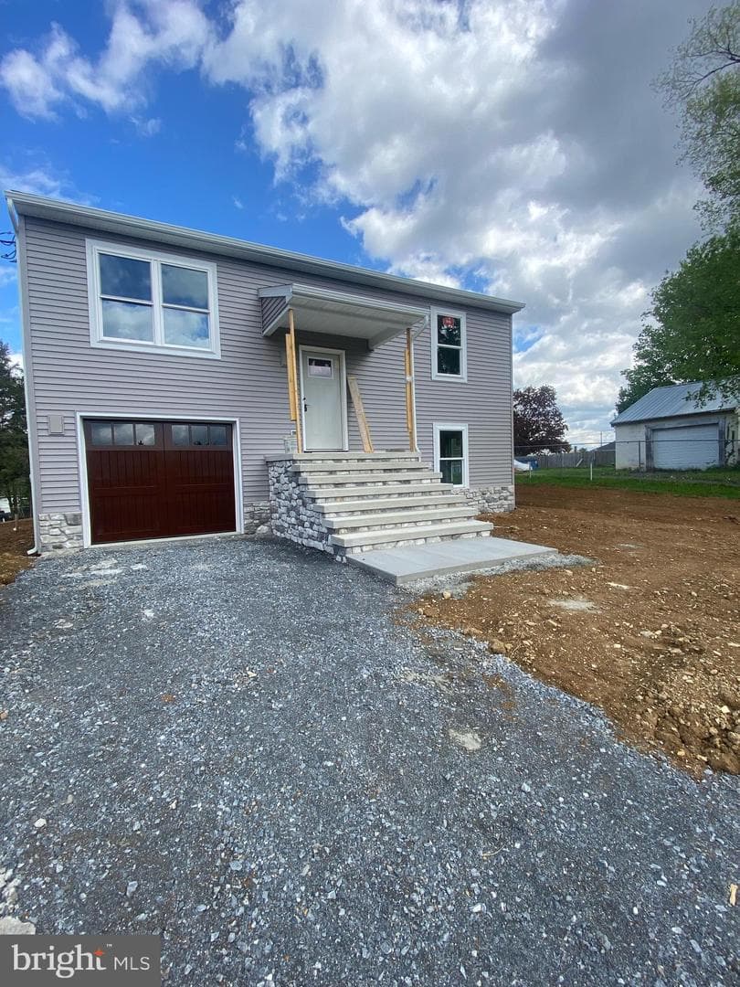 341 D Street photo 4