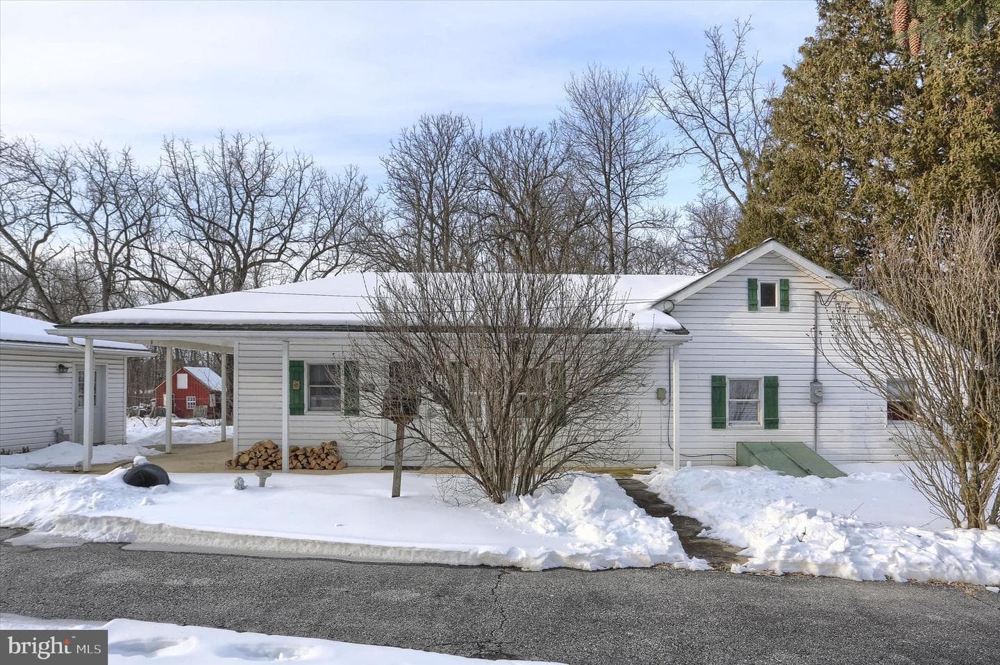 1228 Centerville Road photo 2