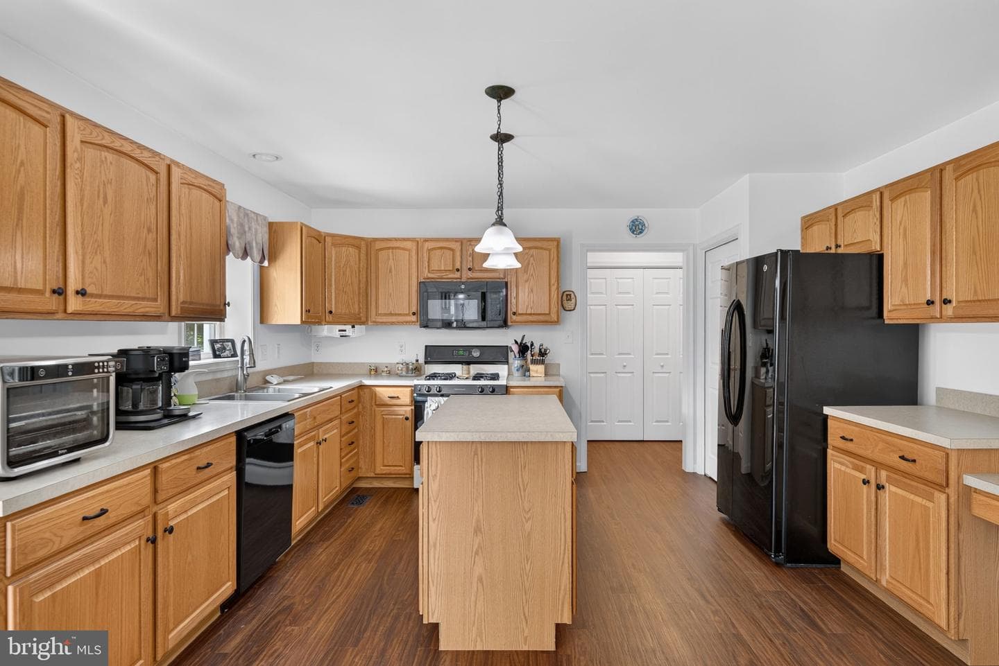 1544 Inverness Drive photo 18