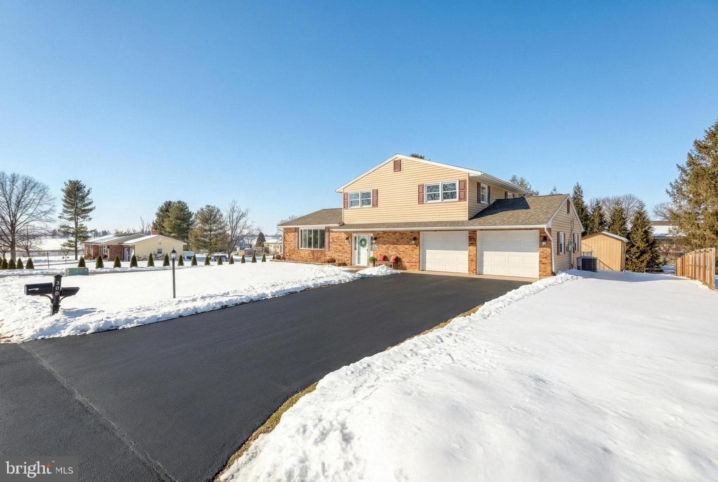 300 Widders Drive photo 46