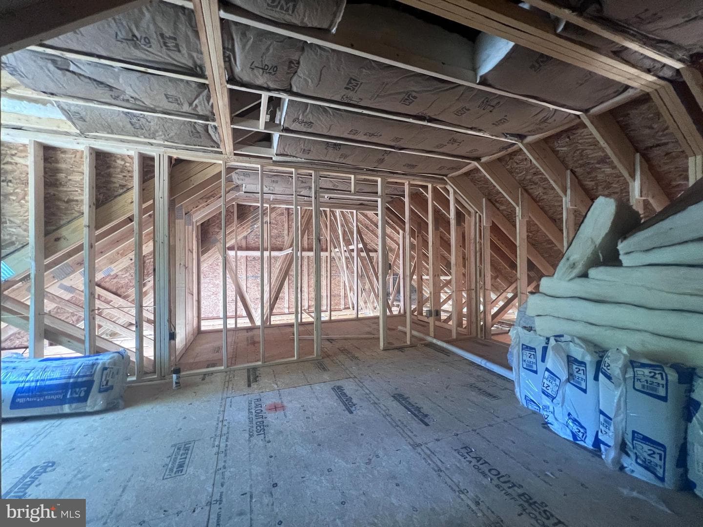 1163 Kuhn Road photo 13