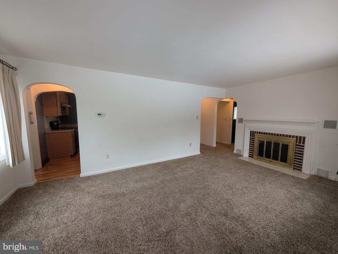 910 Fourth Street photo 9