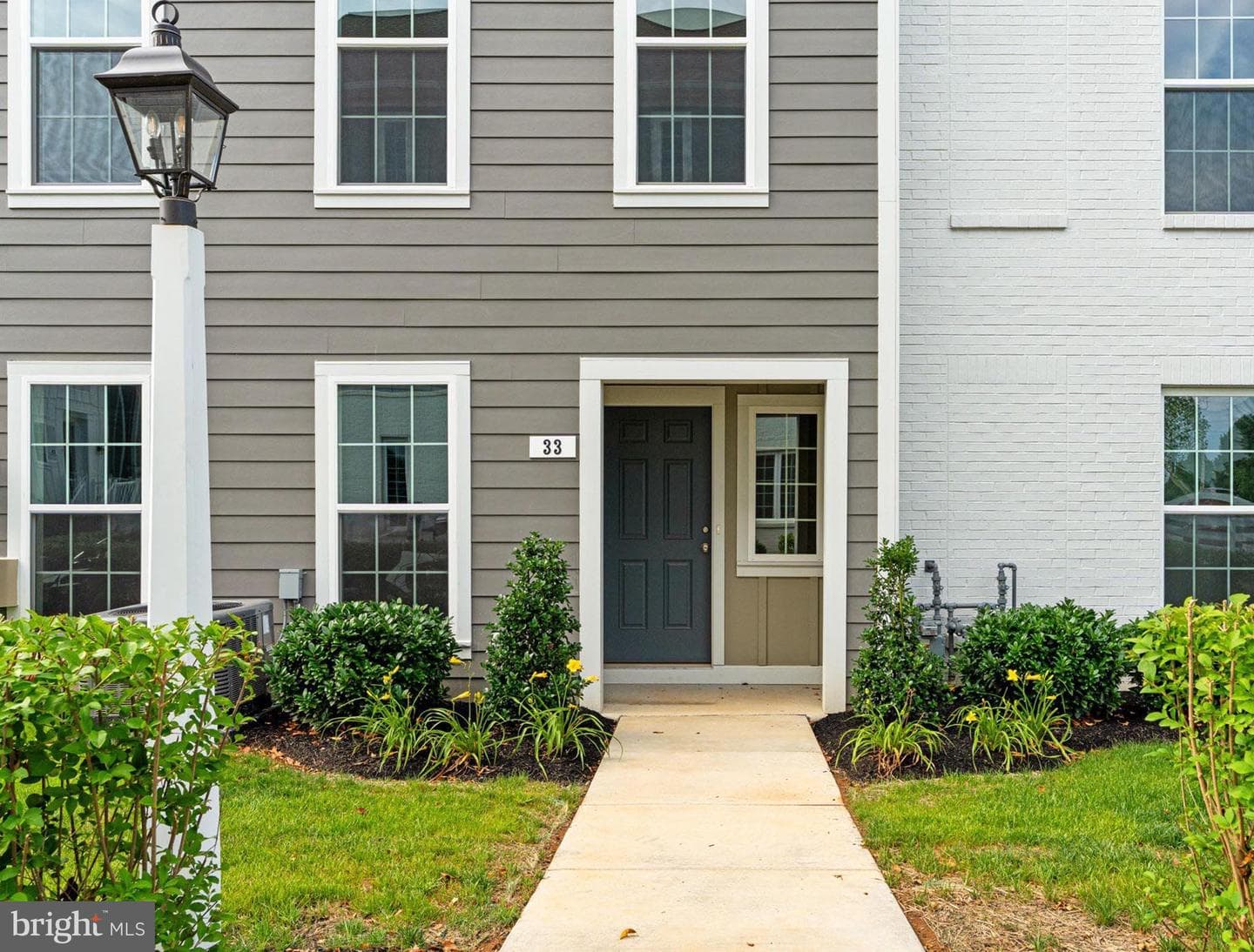 33 Seover Way photo 2
