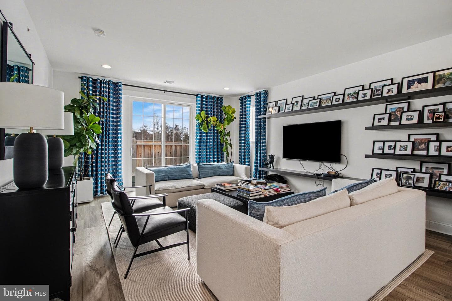 1313 Carnegie Way photo 3