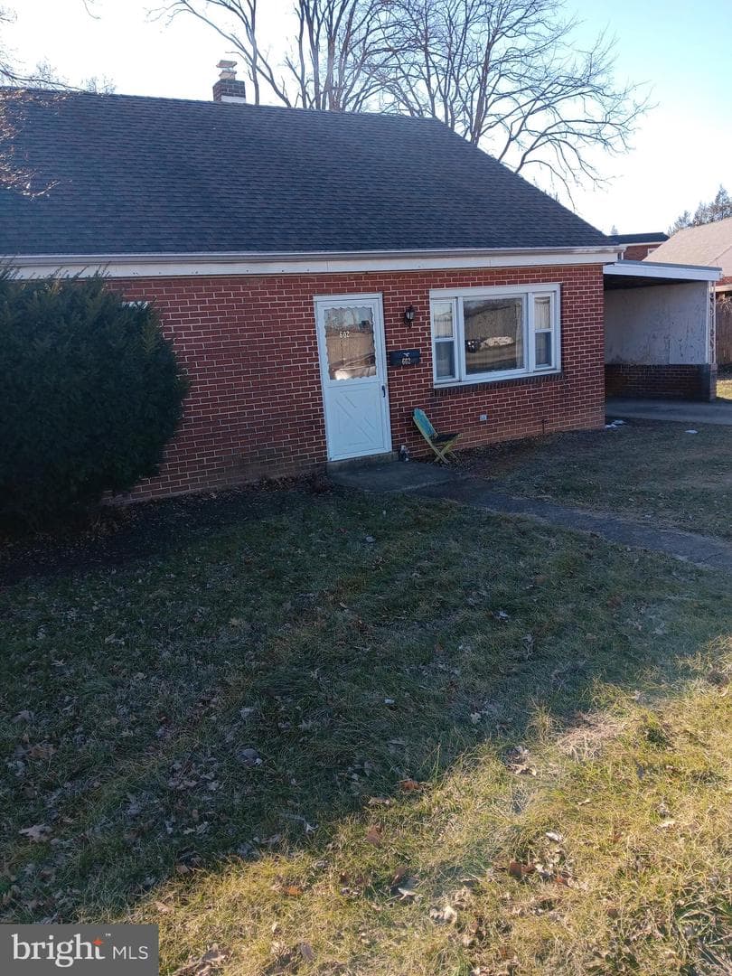602 Saint Johns Road photo 3