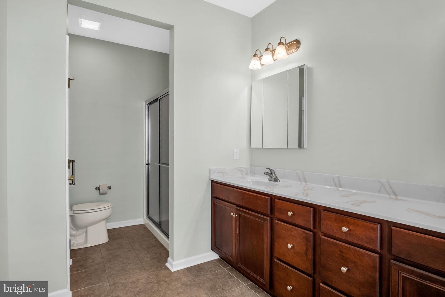 288 Founders Way photo 22