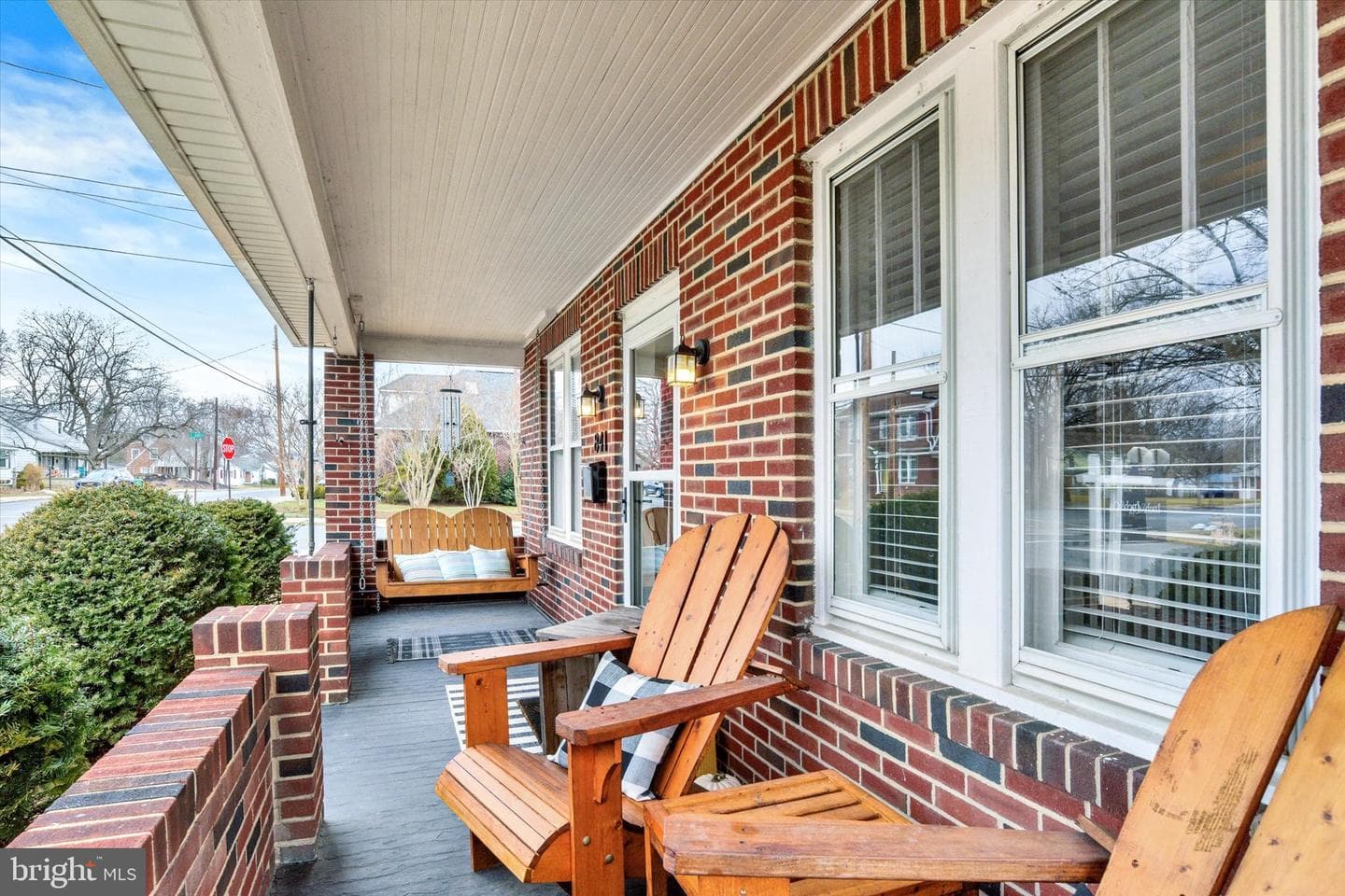 841 N Pitt Street photo 2