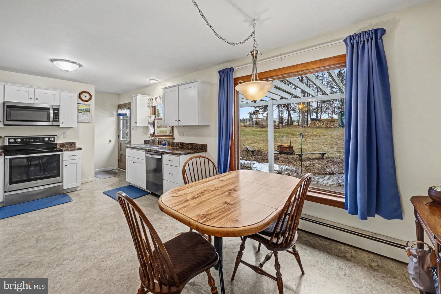 23 E Willow Terrace Drive photo 9