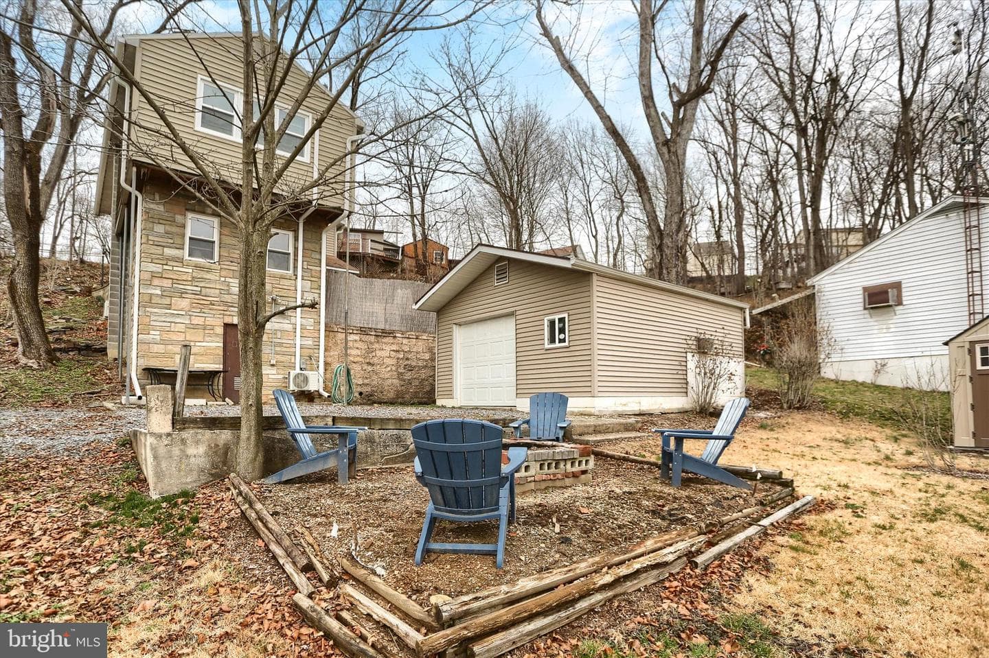 5605 Creekview Road photo 2