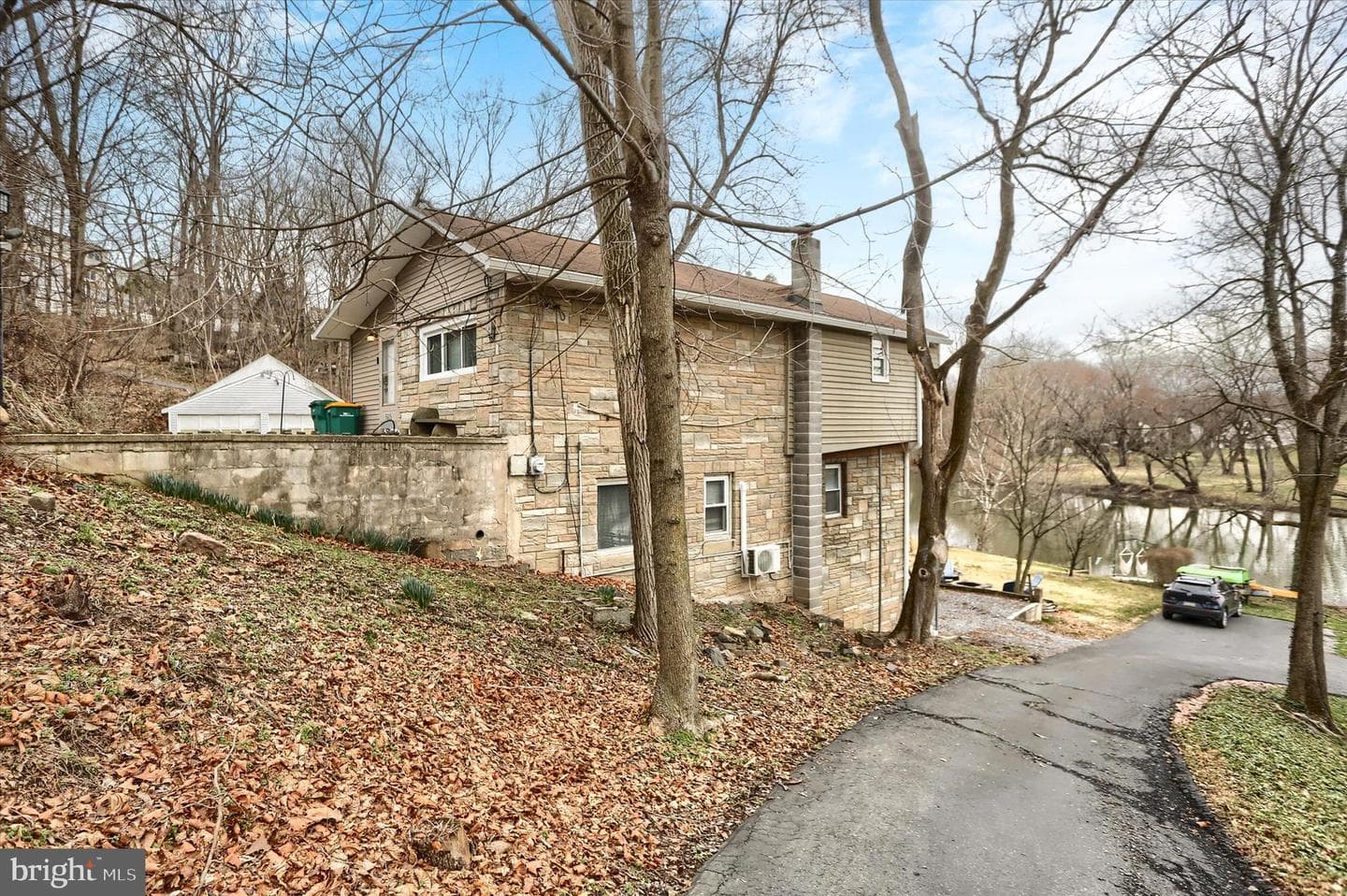 5605 Creekview Road photo 44