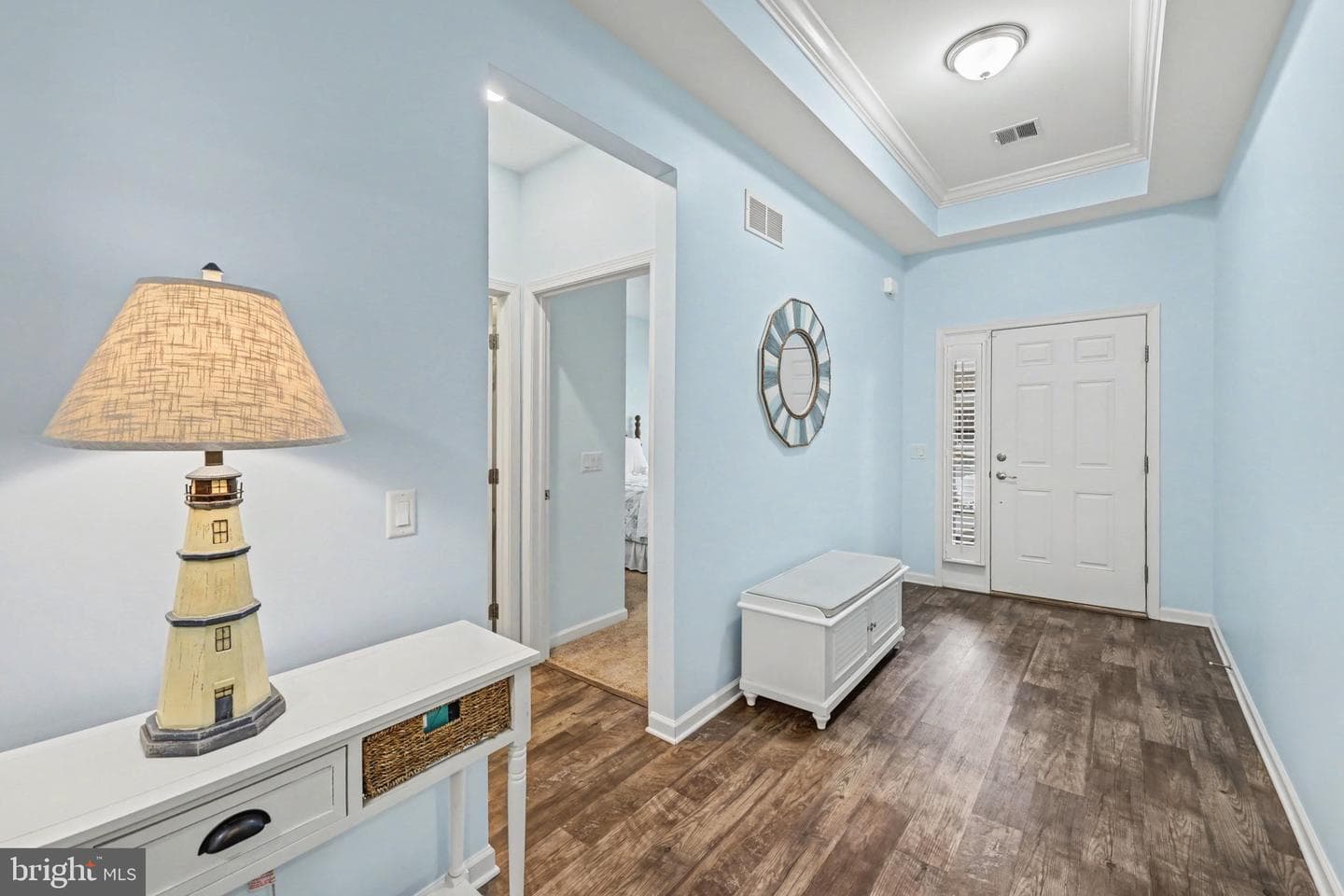 617 Republic Way photo 3