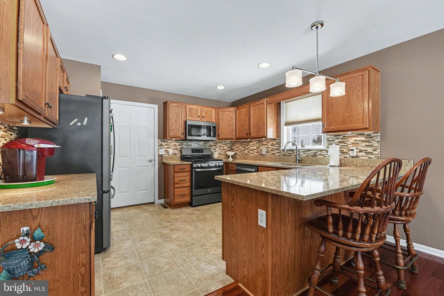 37 Blue Spruce Drive photo 8