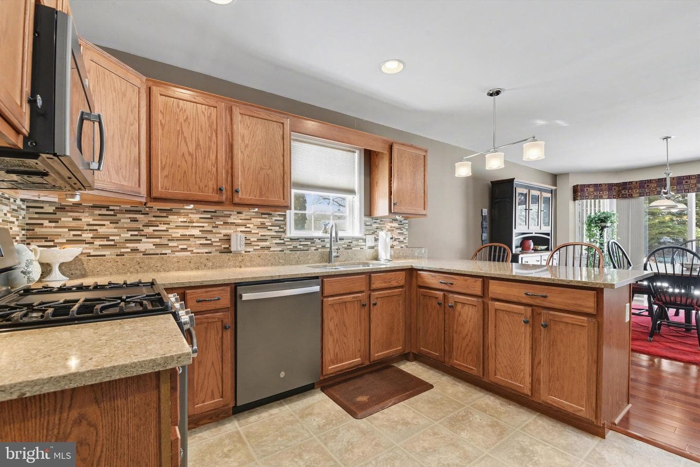 37 Blue Spruce Drive photo 9
