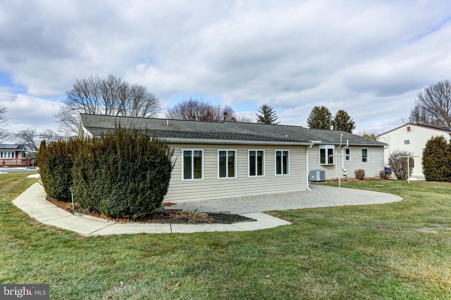 339 Stoner Road photo 6
