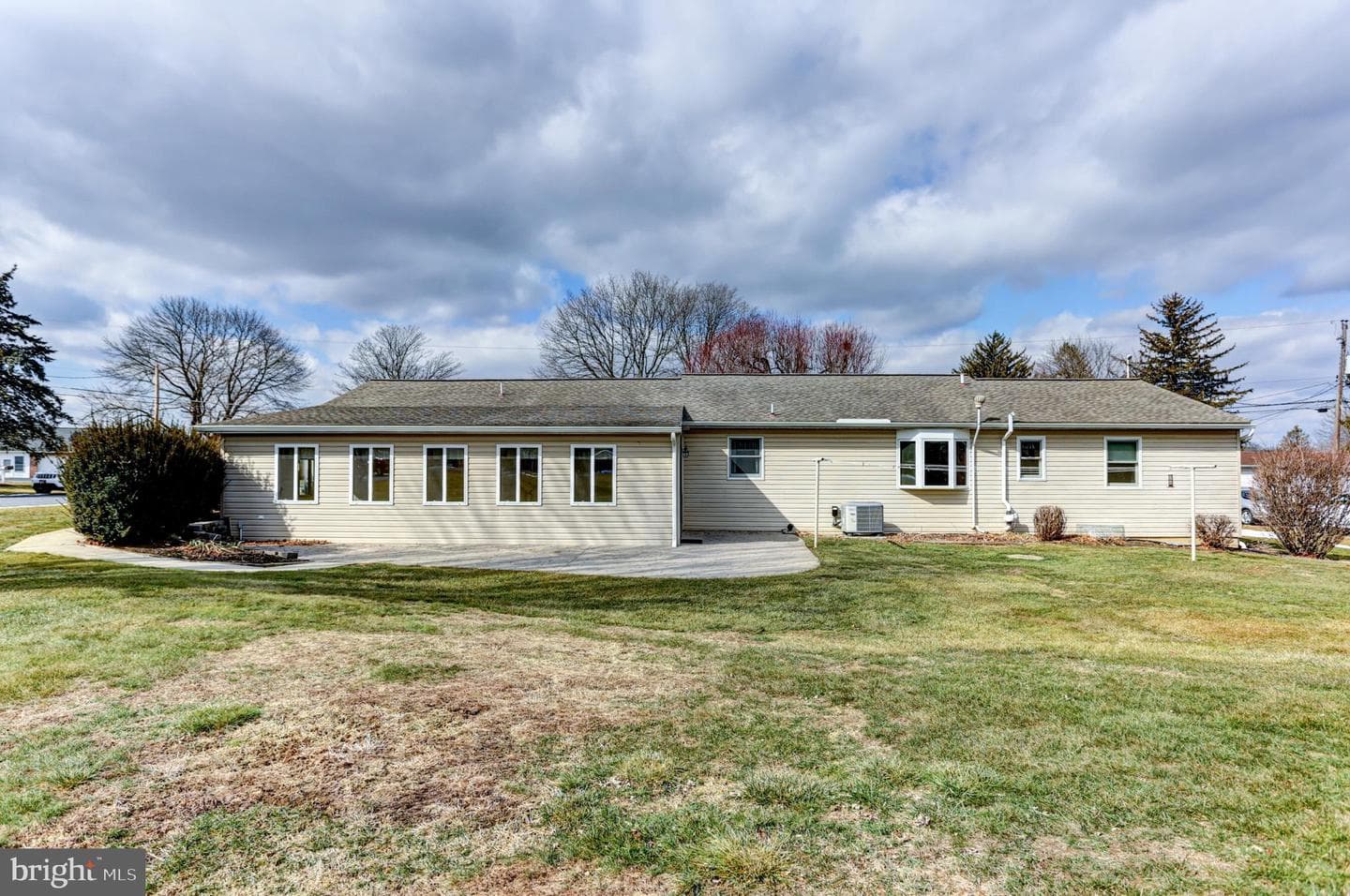 339 Stoner Road photo 7