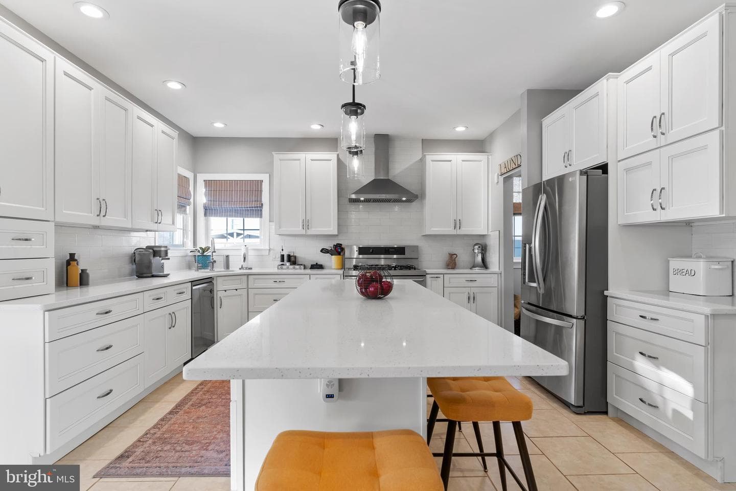 4010 Glenfinnan Place photo 18
