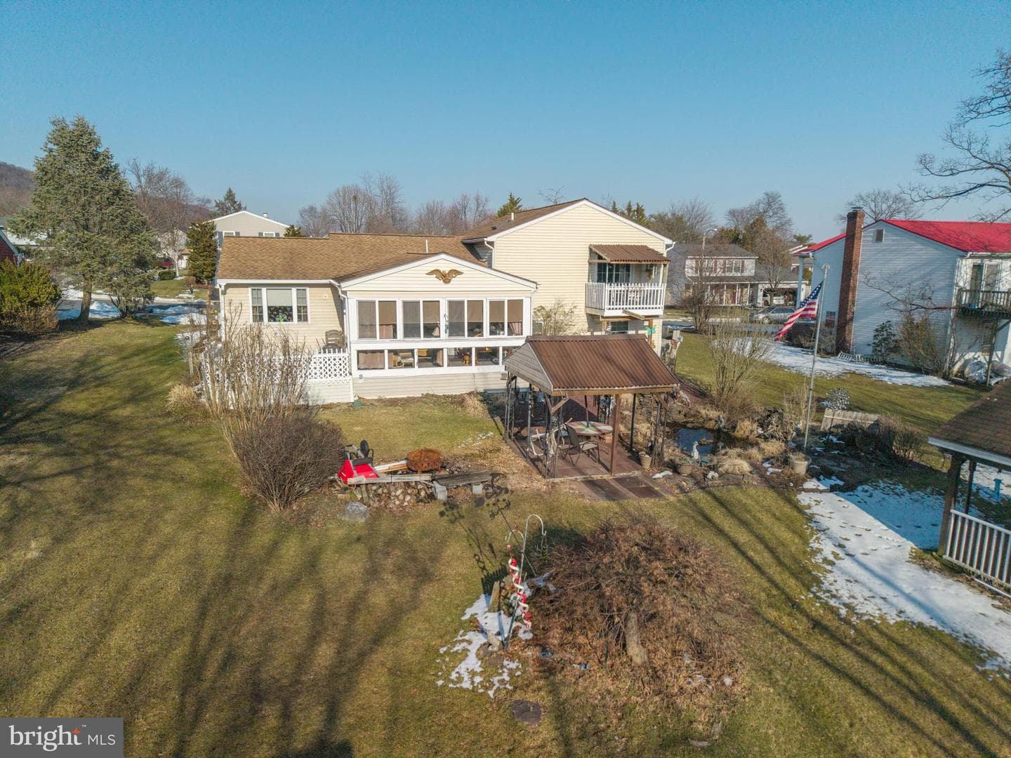 111 Laurel Drive photo 29