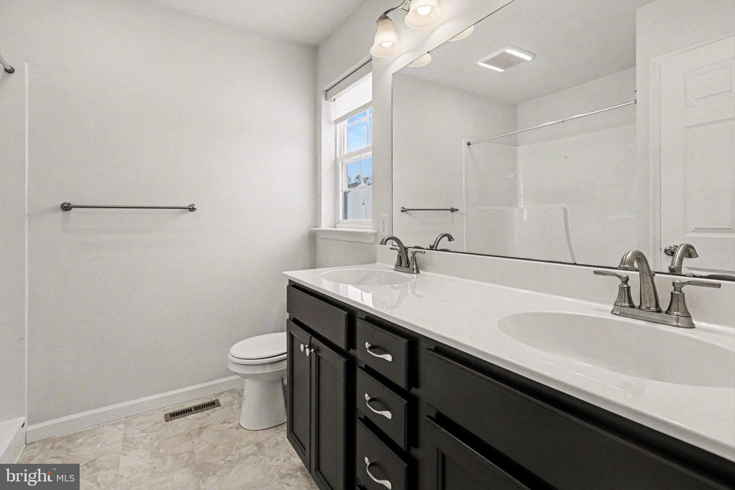 557 Brook Shire Court photo 17