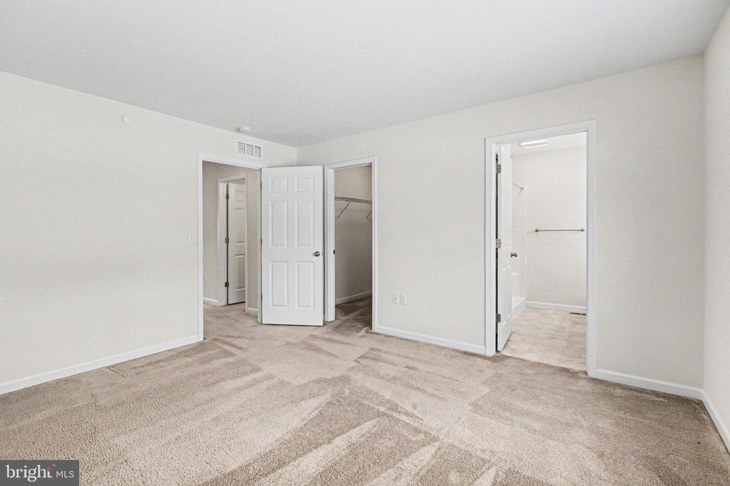557 Brook Shire Court photo 19