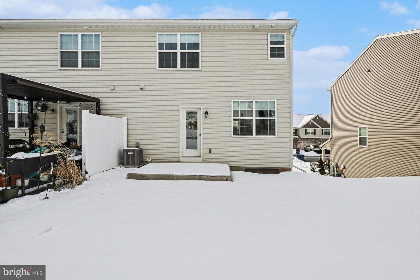 557 Brook Shire Court photo 25