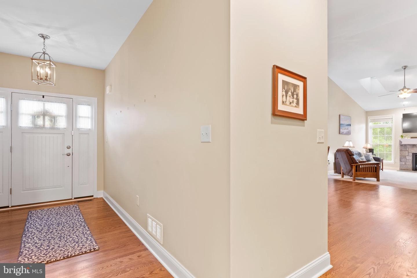 6120 Rivendale Court photo 6