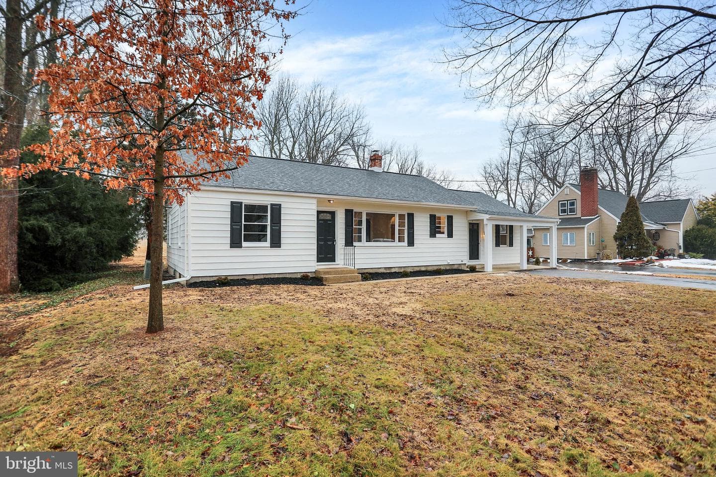 311 Pine Road photo 34