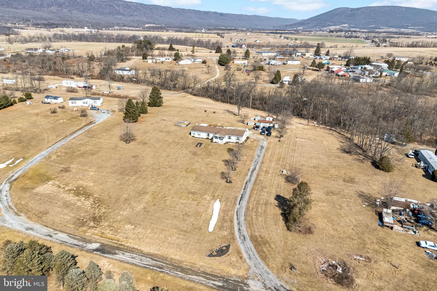 21 Butler Lane photo 35