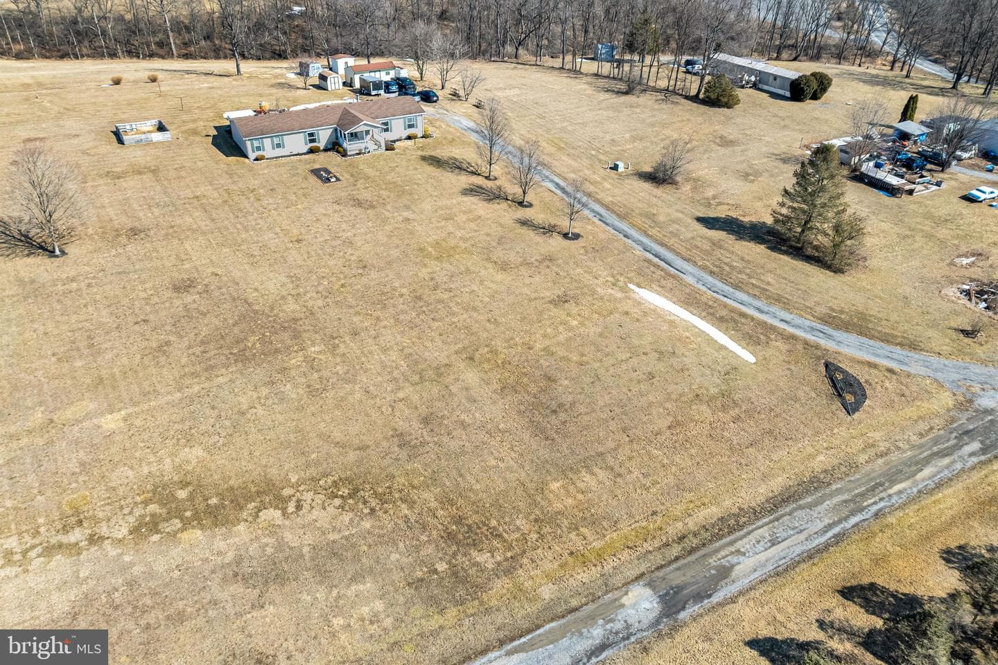 21 Butler Lane photo 36