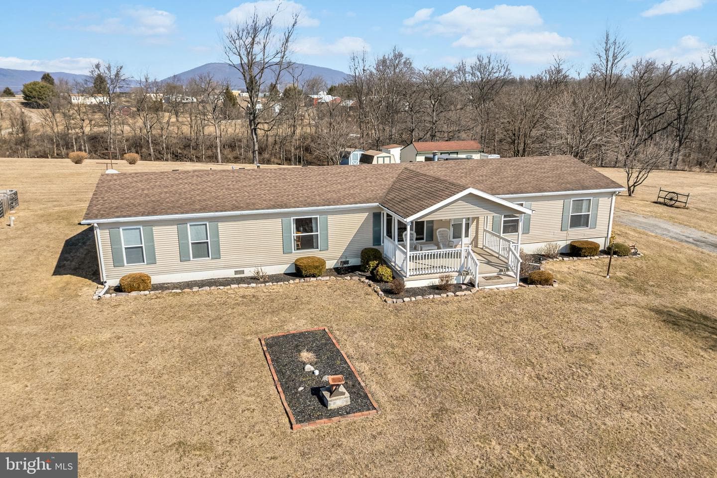21 Butler Lane photo 38