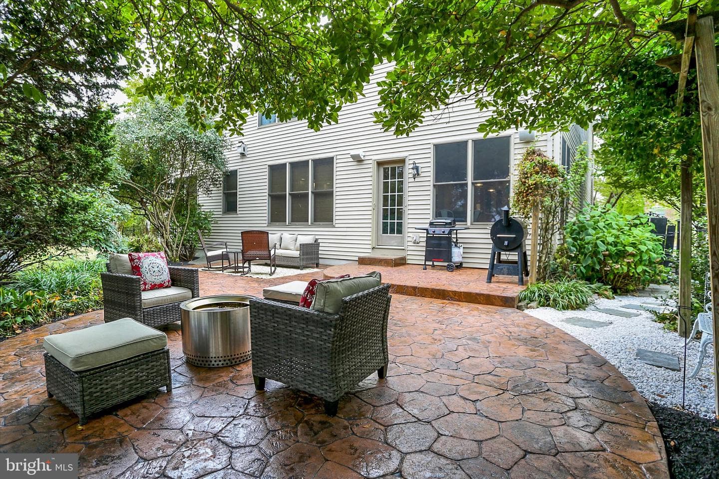 1140 Windsor Road photo 74
