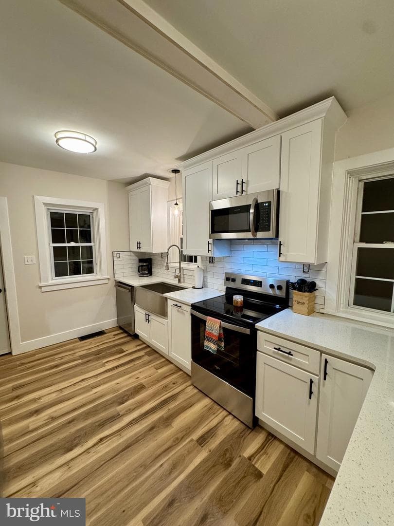 927 Hamilton Street photo 8