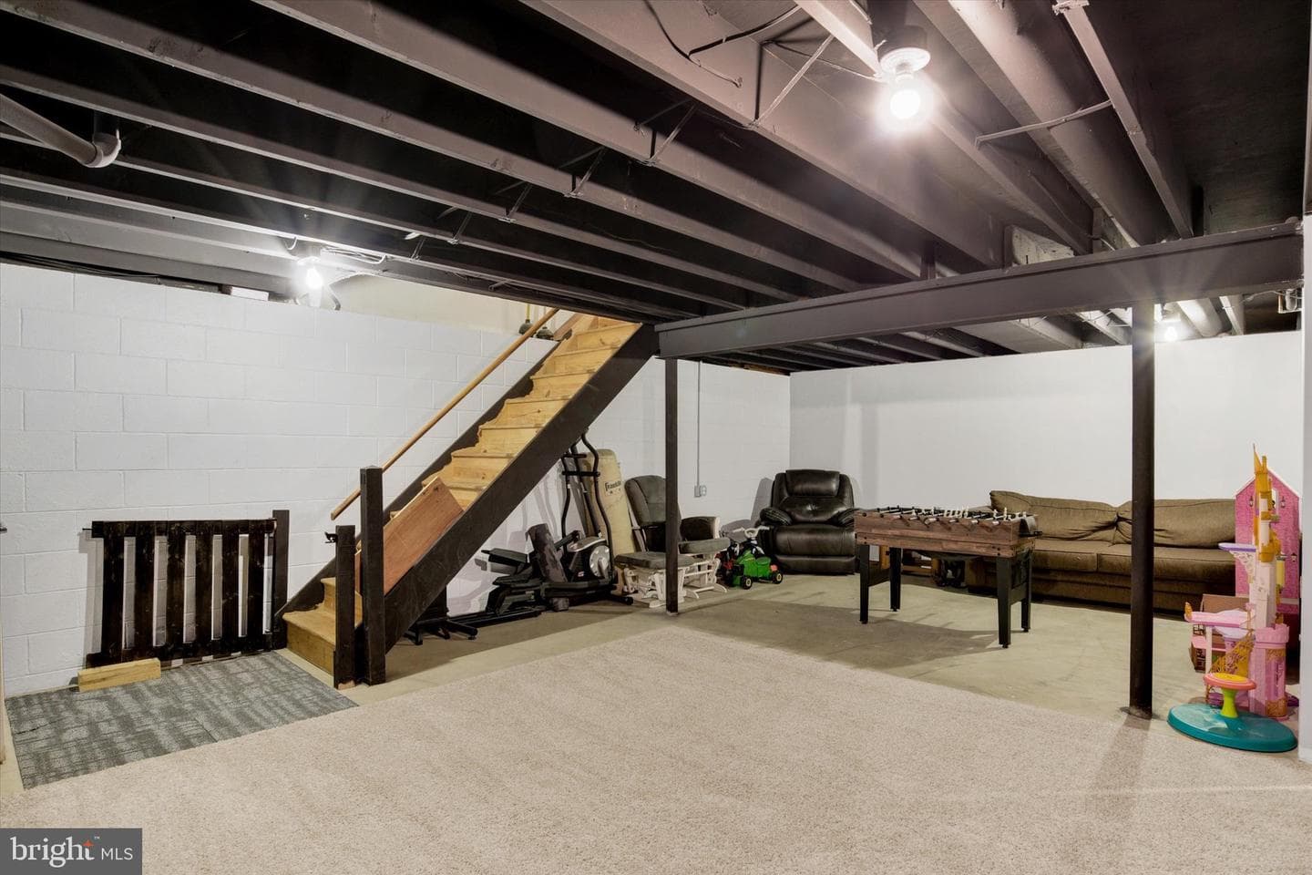 24 Warwick Circle photo 18