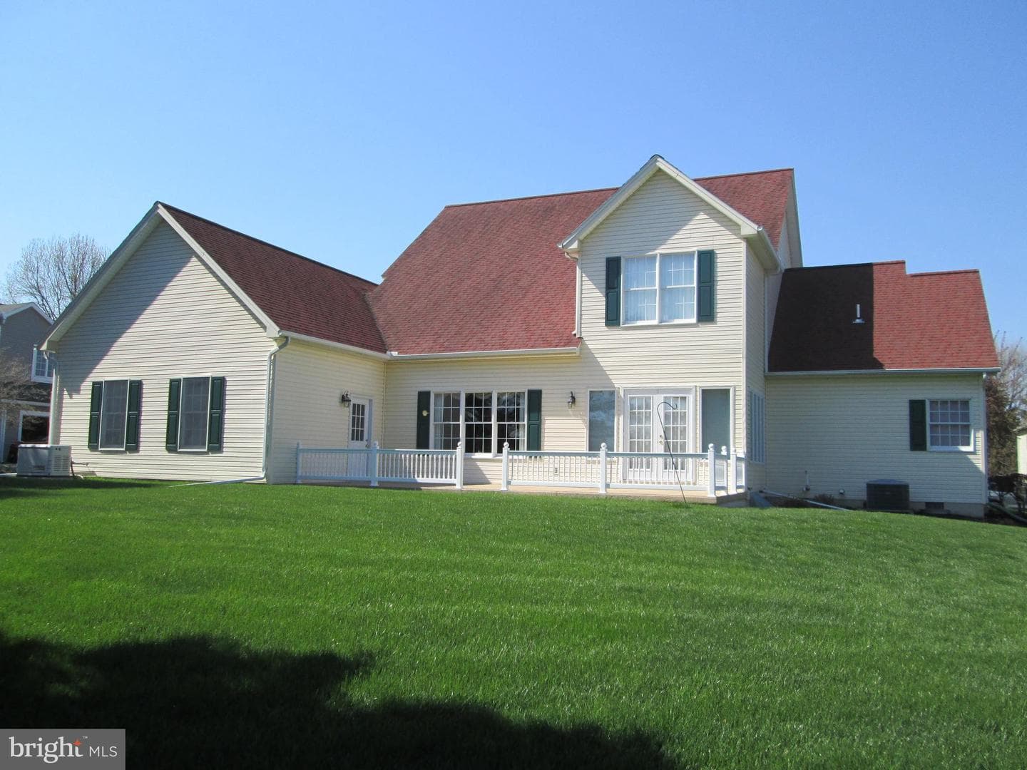 70 Derbyshire Dr photo 28