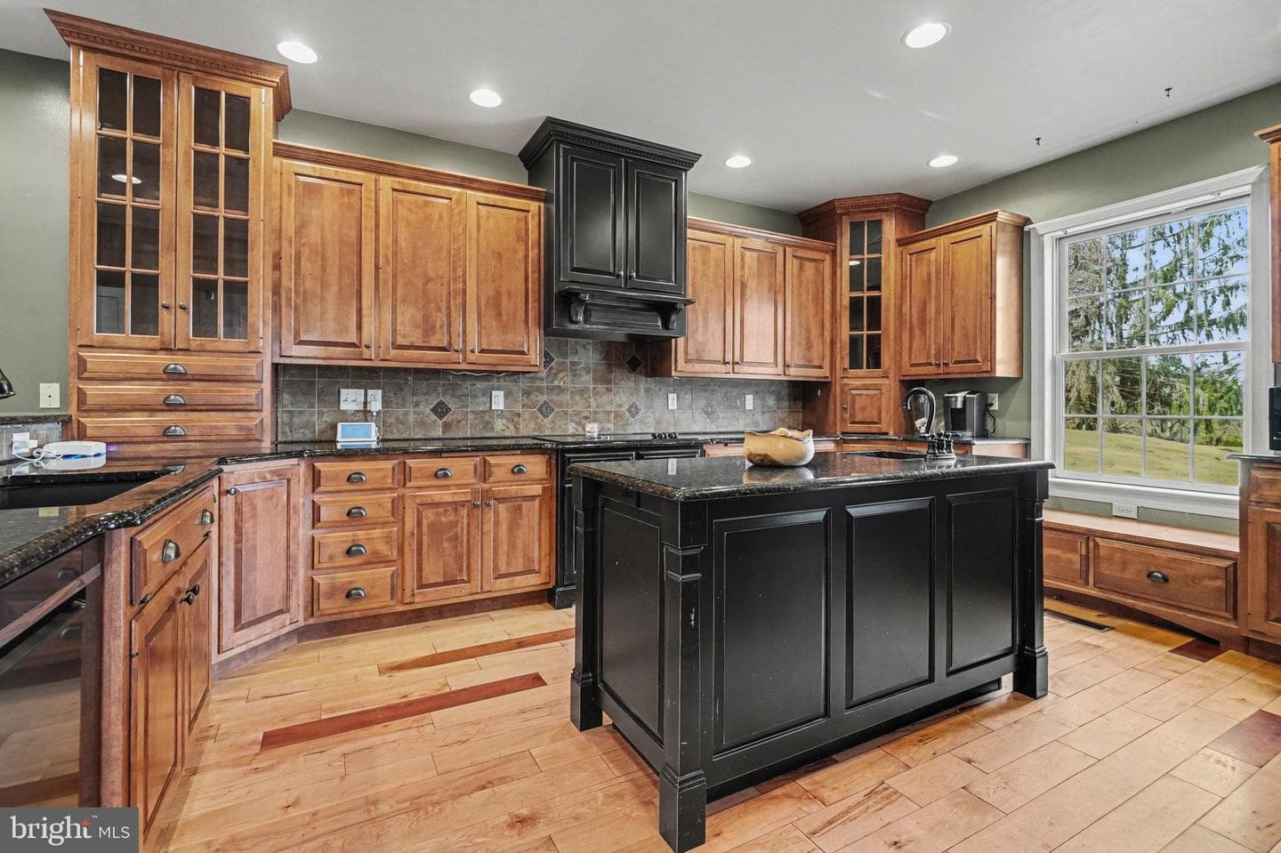 140 Ridge Hill Road photo 9