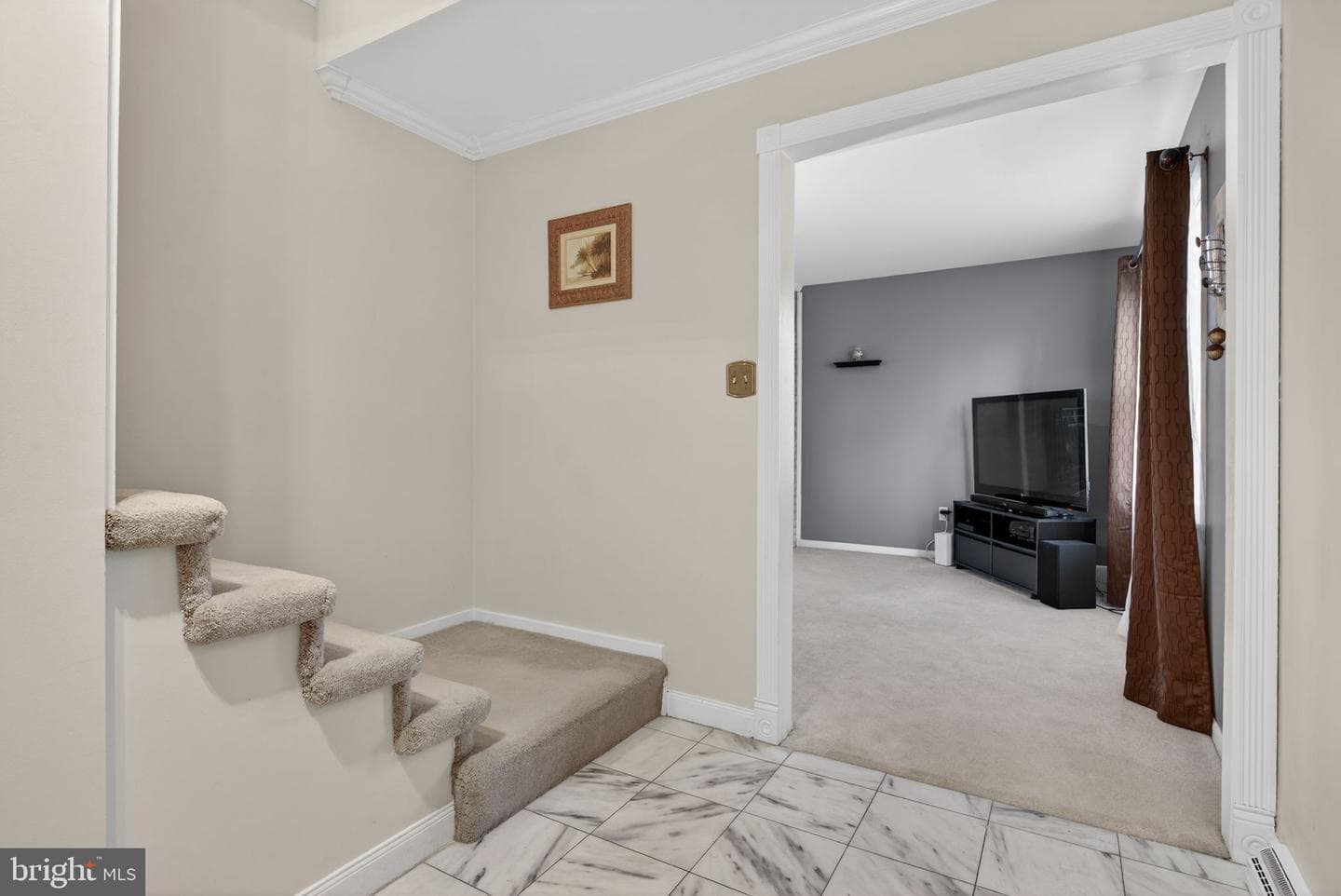 301 E Elmwood Avenue photo 5