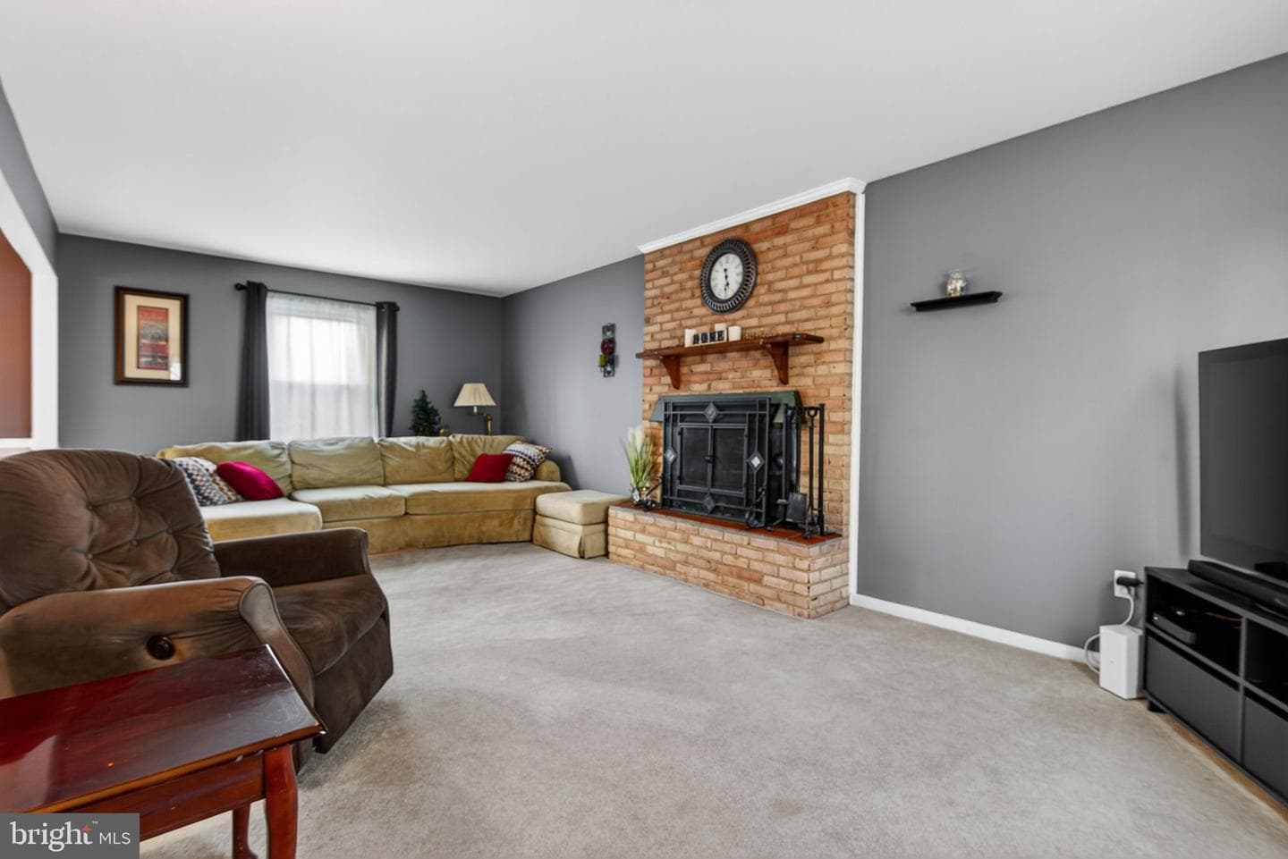 301 E Elmwood Avenue photo 7