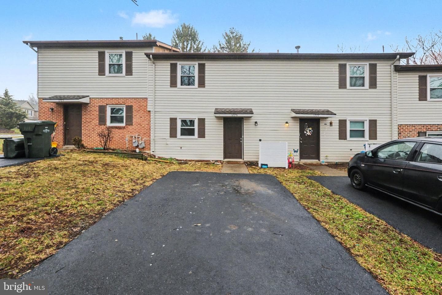 1725 English Drive