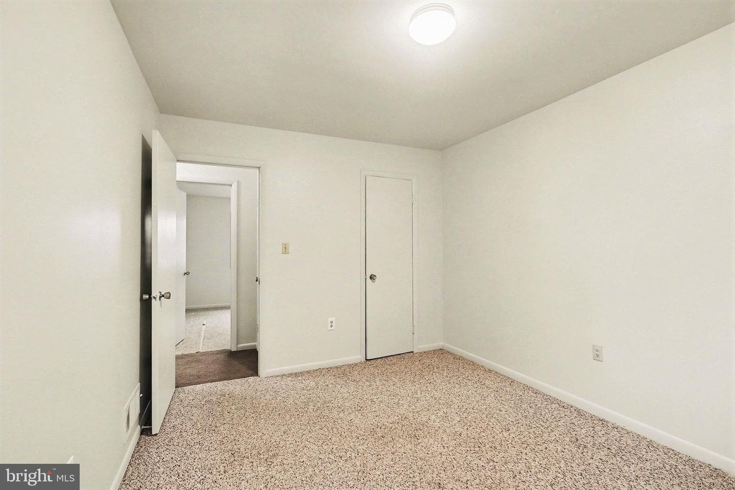1725 English Drive photo 19