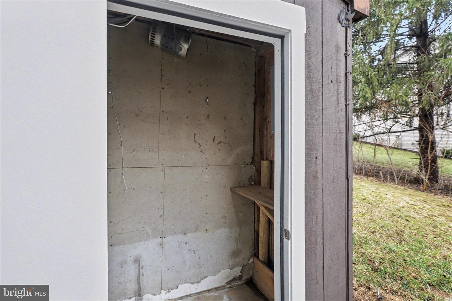 1725 English Drive photo 22