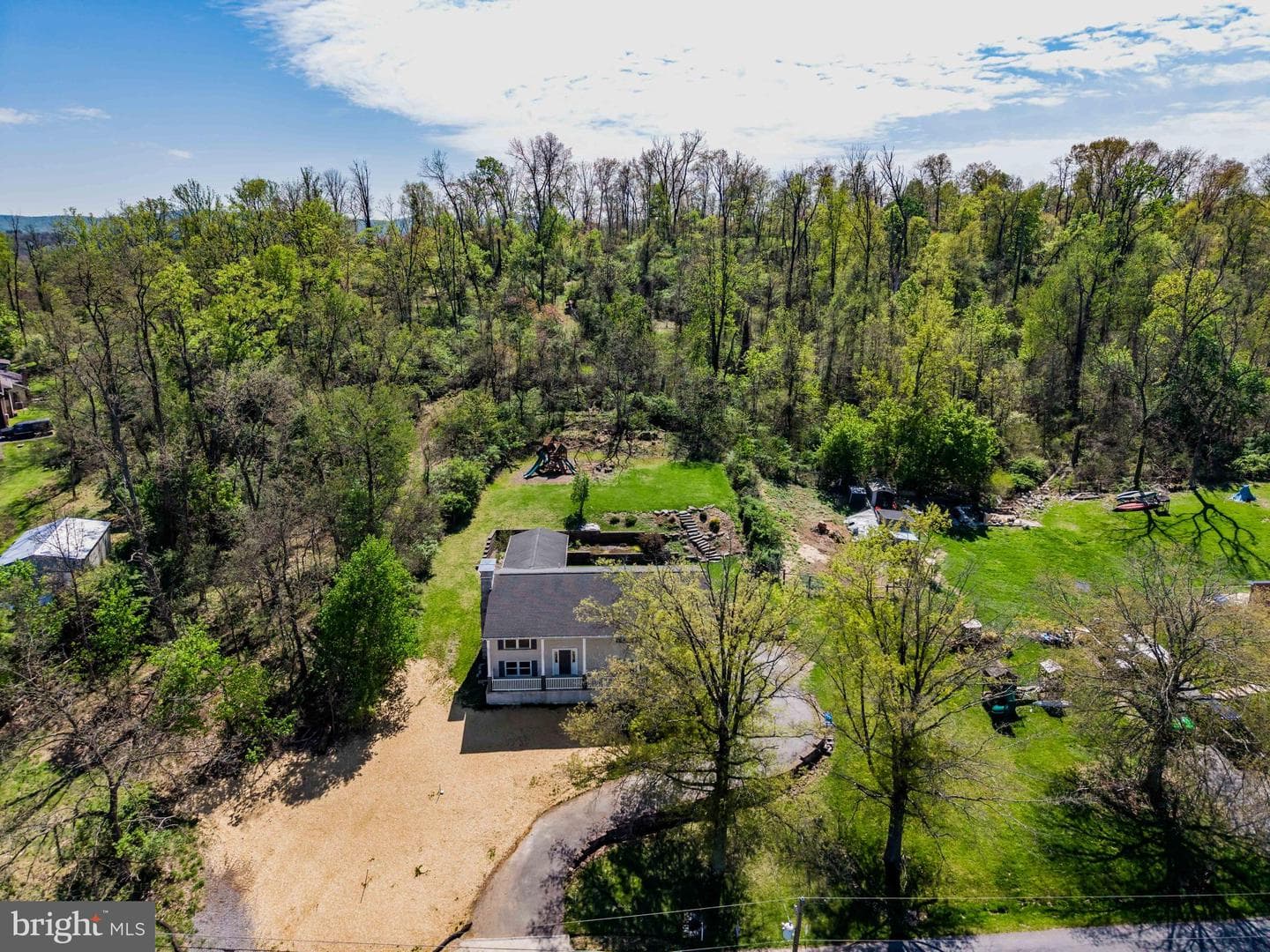 1852 Sheepford Road photo 2