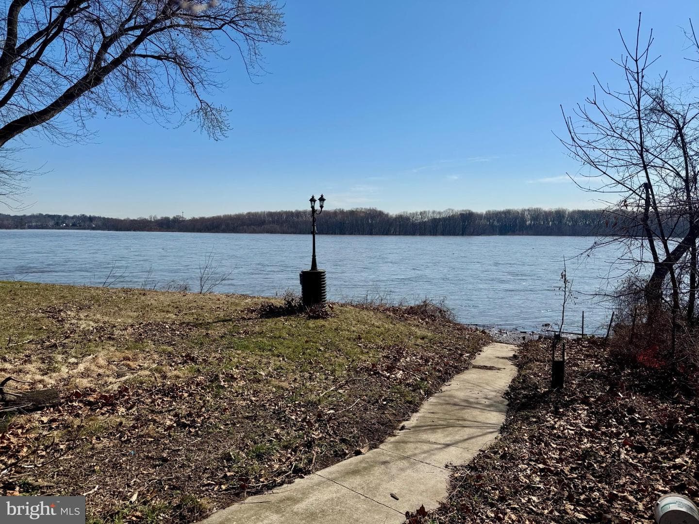 938 River Road photo 14