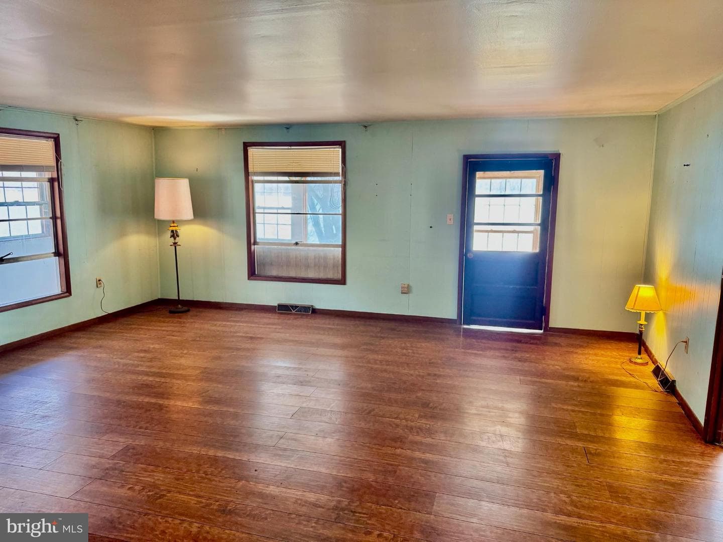 938 River Road photo 5