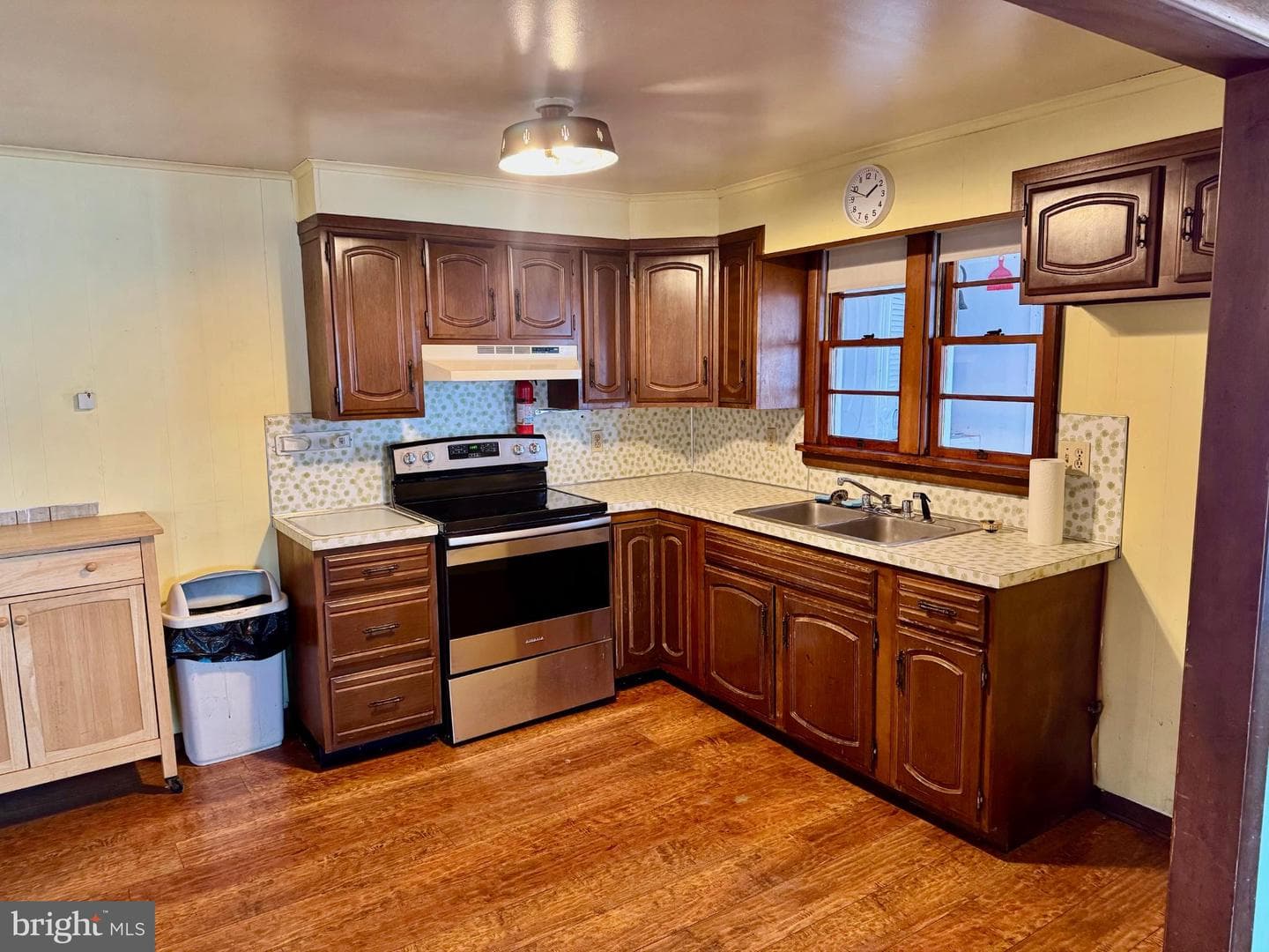 938 River Road photo 6