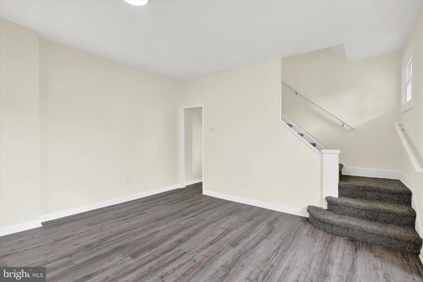 443 N 2nd Street photo 9