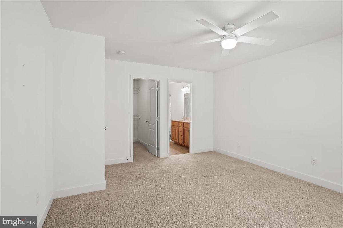 10 Lenox Court photo 17