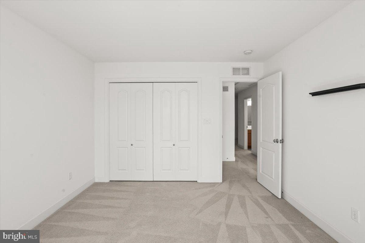 10 Lenox Court photo 23