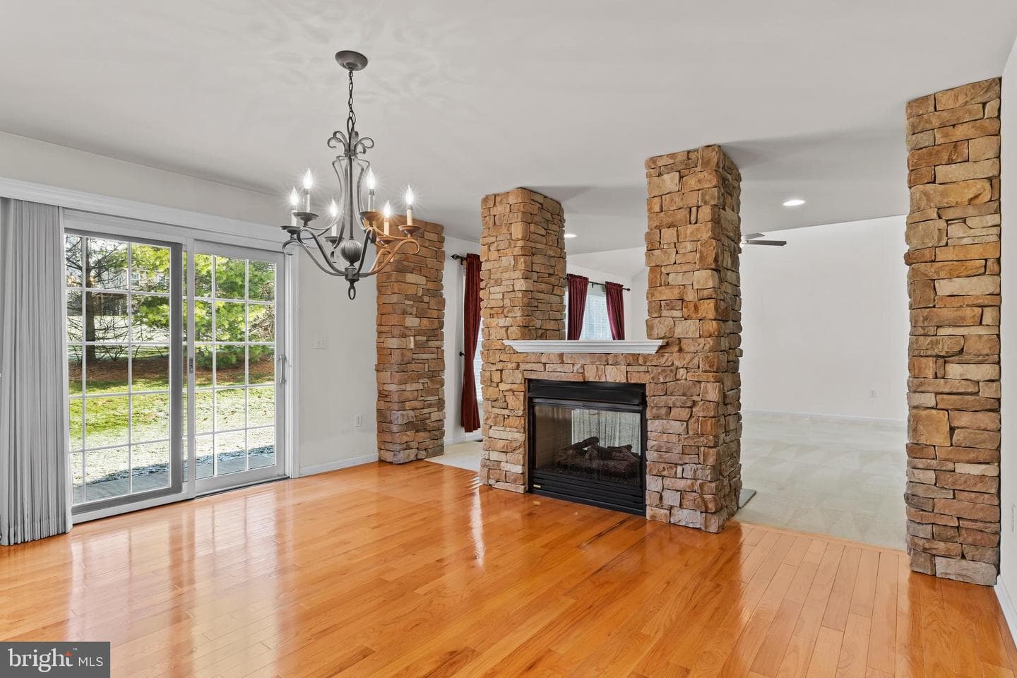 4230 Roth Farm Village Circle photo 11
