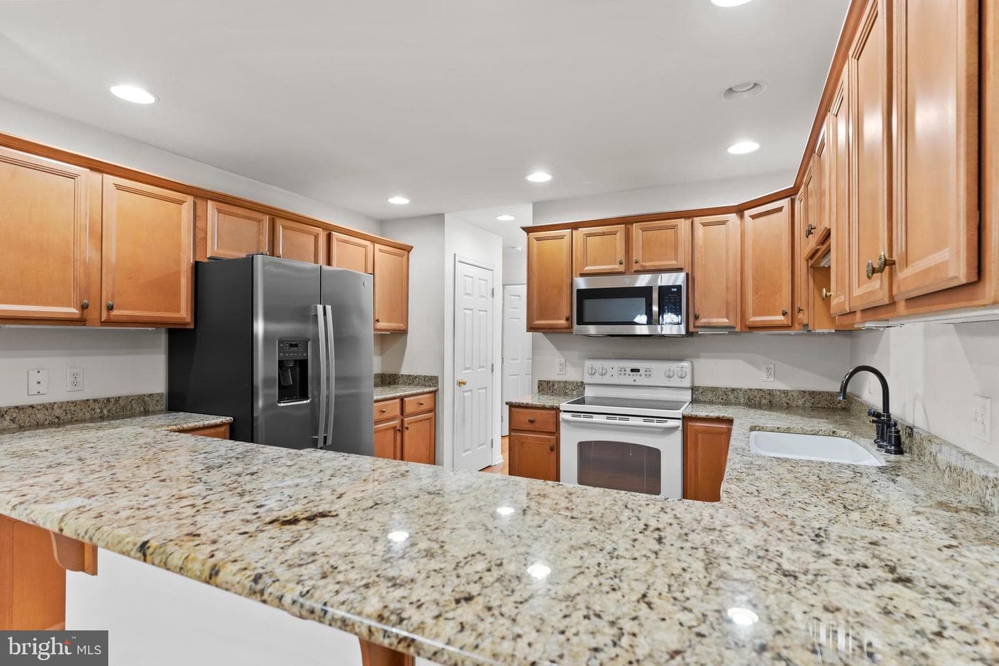 4230 Roth Farm Village Circle photo 5